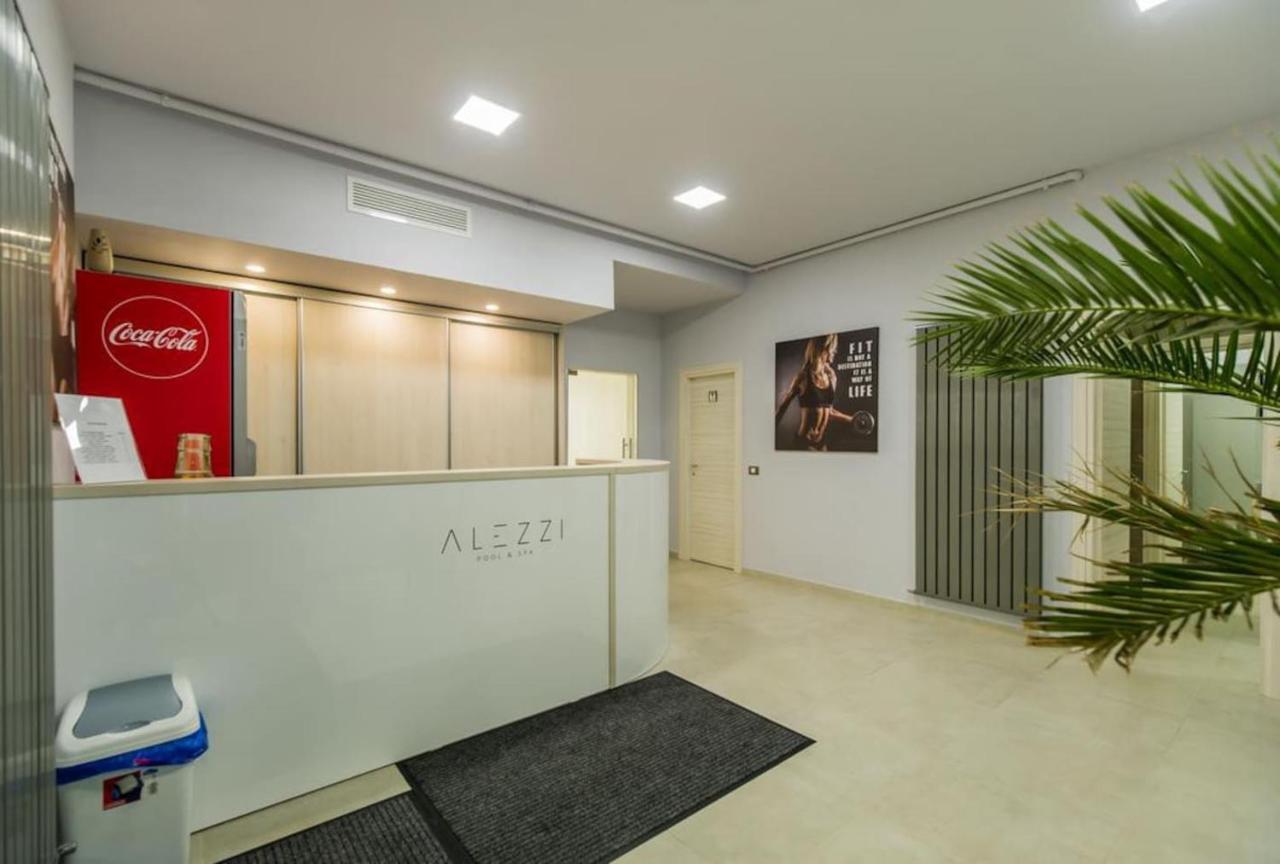 Blue Apartment In Spa N Pool Beach Resort Navodari Bagian luar foto
